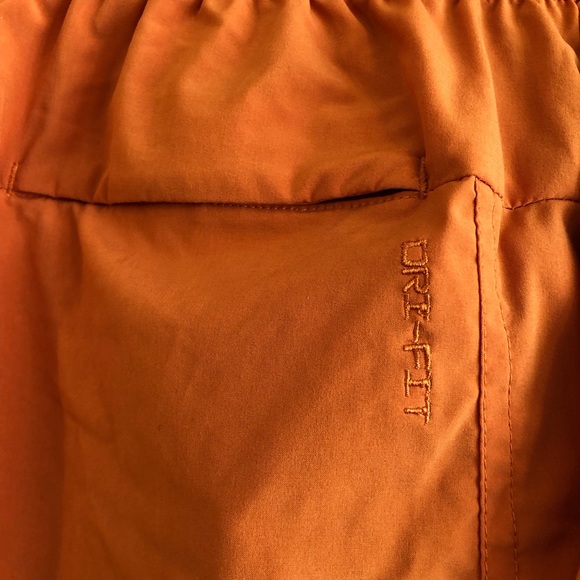 Nike Unlimited Dri-FIT 5" Unlined Versatile Shorts, Size M - Picture 9 of 10